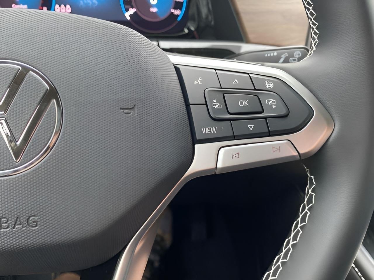 2026 Volkswagen Atlas 2.0T SE w/ Technology