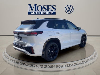 2026 Volkswagen Tiguan 2.0T SE R-Line Black