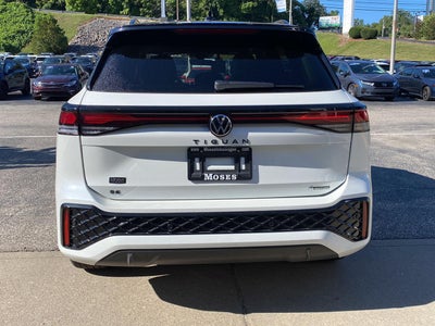 2026 Volkswagen Tiguan 2.0T SE R-Line Black