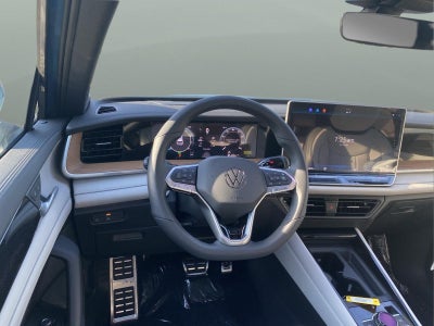 2026 Volkswagen Tiguan SEL R-Line Turbo