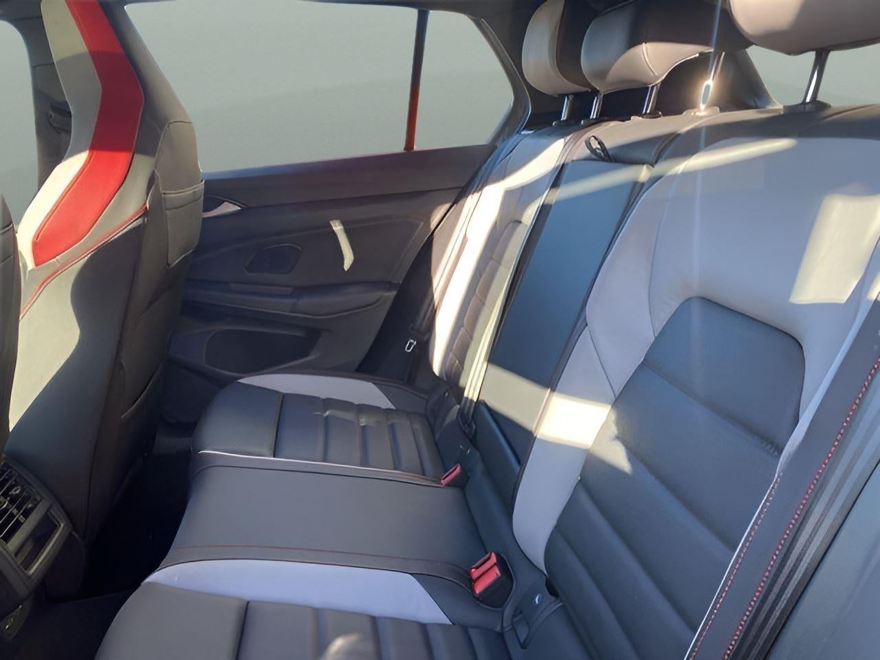 2026 Volkswagen Golf GTI 2.0T SE