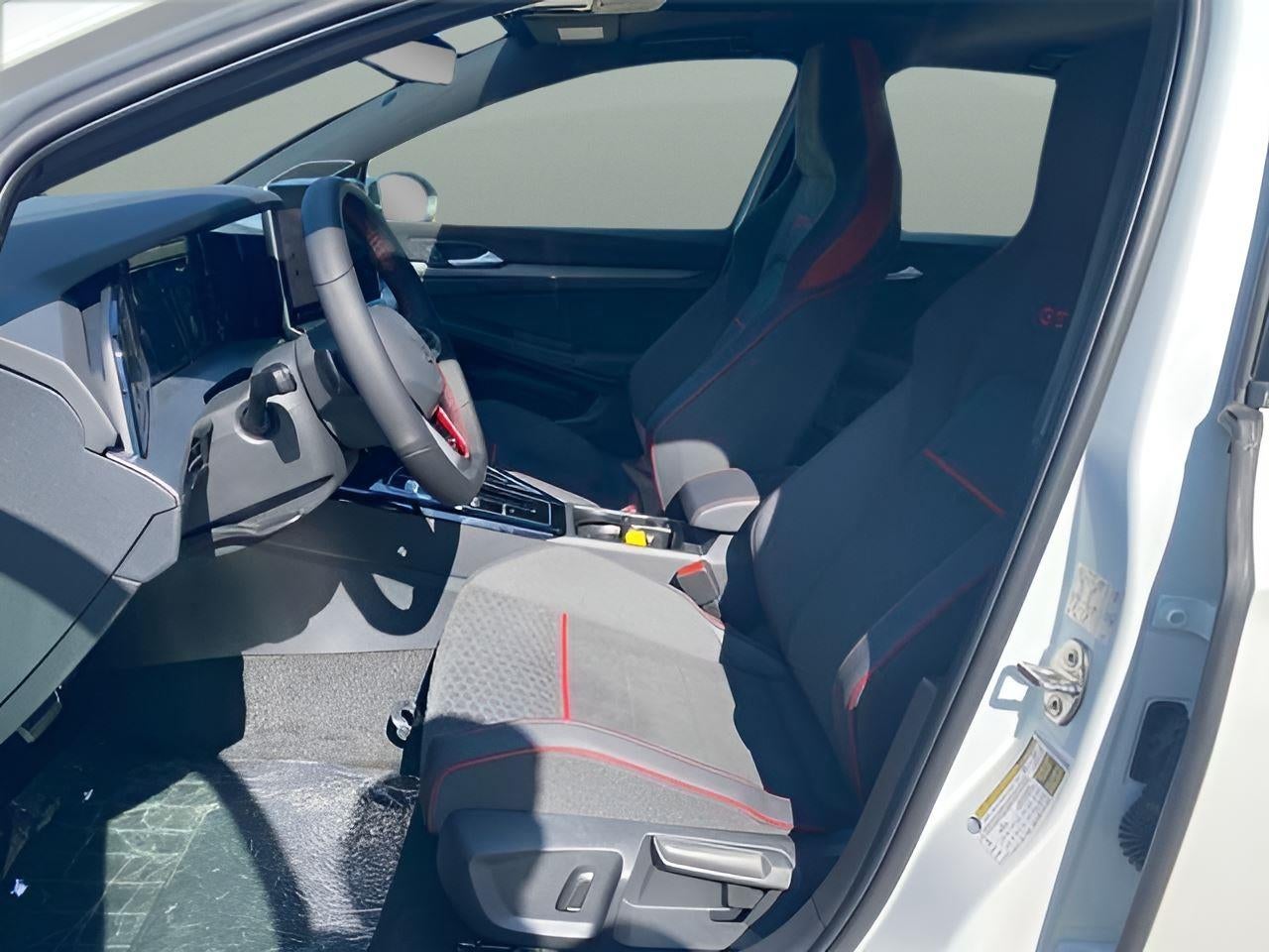2025 Volkswagen Golf GTI 2.0T SE