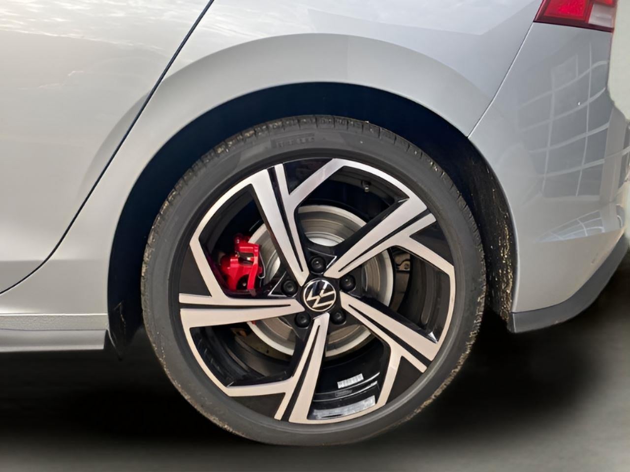 2026 Volkswagen Golf GTI 2.0T SE