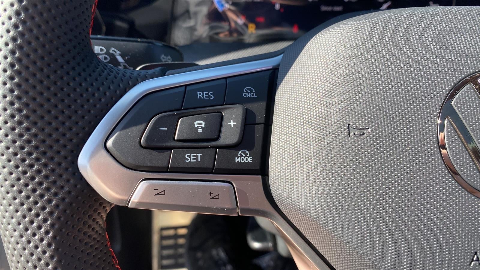 2026 Volkswagen Golf GTI 2.0T Autobahn