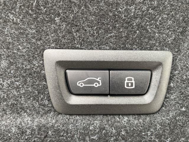 2026 BMW 3 Series 330i NA xDrive