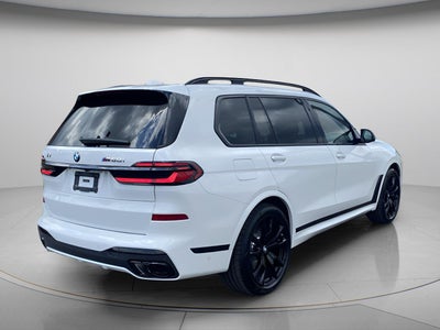 2027 BMW X7 M60i