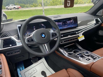 2027 BMW X7 M60i
