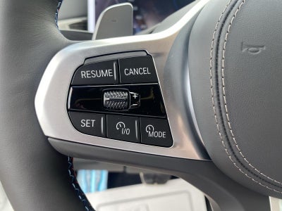 2027 BMW X7 M60i