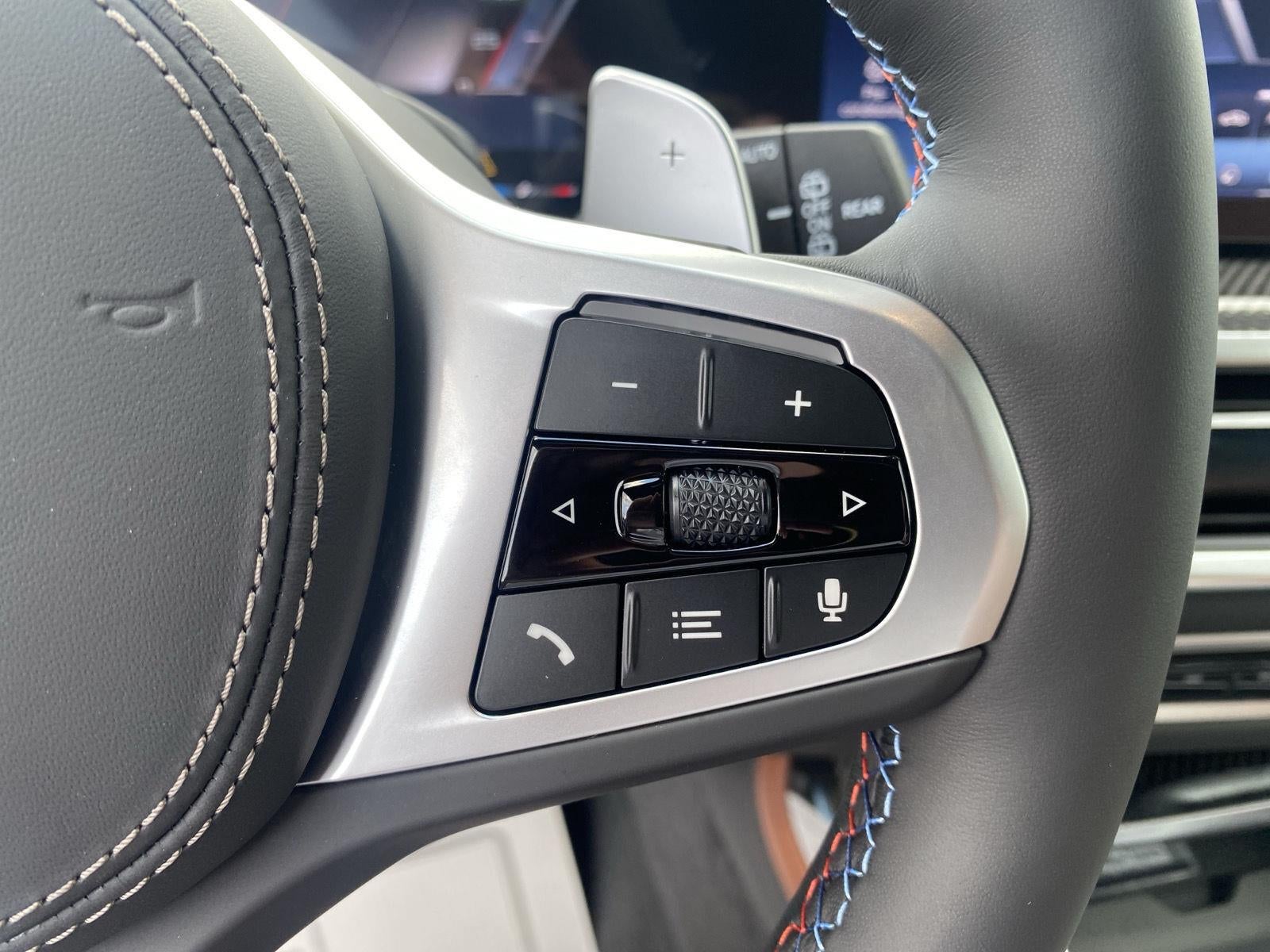 2027 BMW X7 M60i
