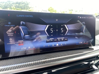 2027 BMW X7 M60i