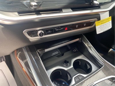 2027 BMW X7 M60i