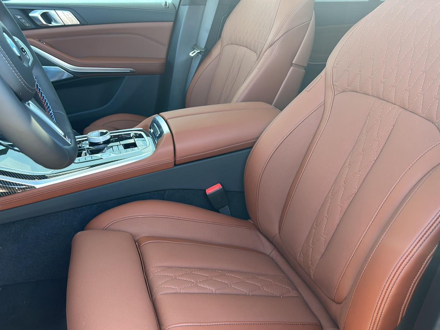 2027 BMW X7 M60i