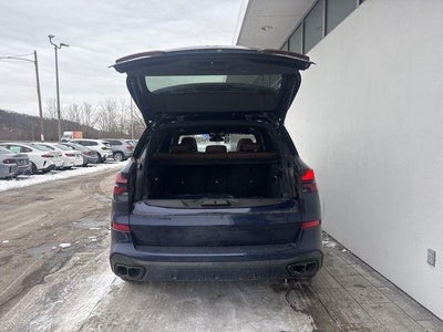 2026 BMW X5 M60i