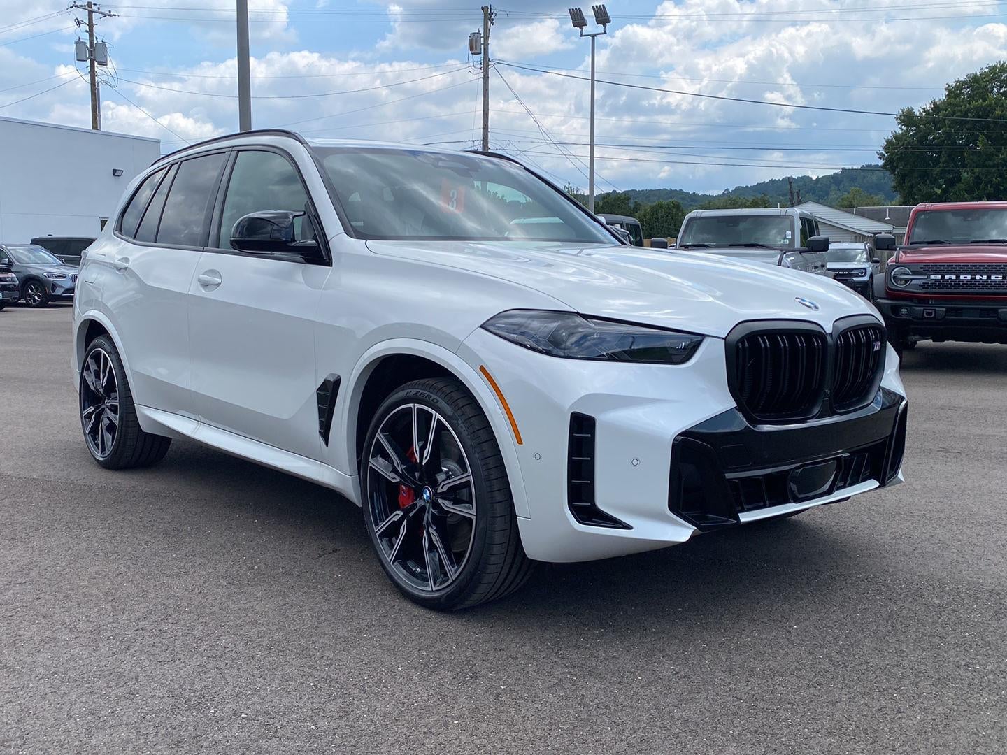 2026 BMW X5 M60i
