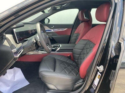 2025 BMW 7 Series 740i xDrive