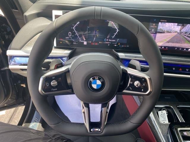 2025 BMW 7 Series 740i xDrive