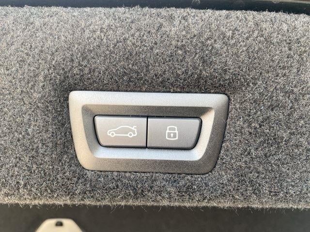 2025 BMW 7 Series 740i xDrive