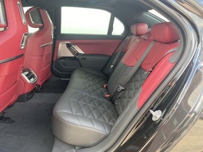 2025 BMW 7 Series 740i xDrive