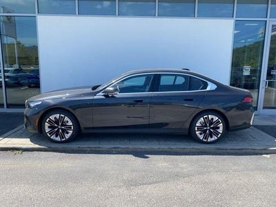 2026 BMW 5 Series 530i xDrive