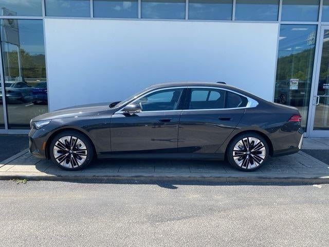 2026 BMW 5 Series 530i xDrive