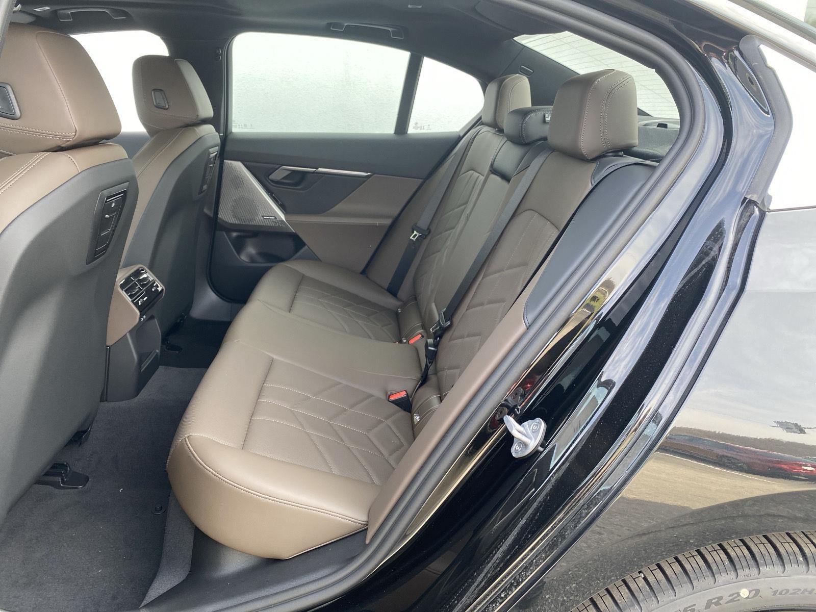 2026 BMW 5 Series 530i xDrive