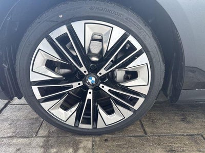 2025 BMW 5 Series 530i xDrive