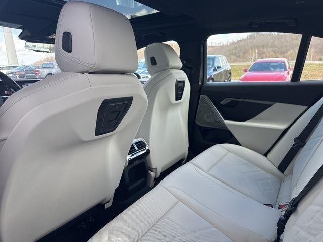 2025 BMW 5 Series 530i xDrive
