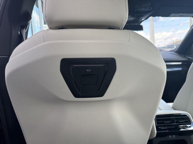 2025 BMW 5 Series 530i xDrive