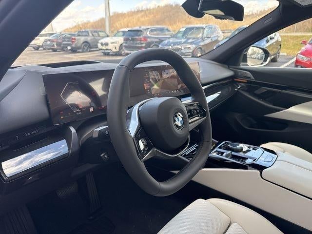 2025 BMW 5 Series 530i xDrive