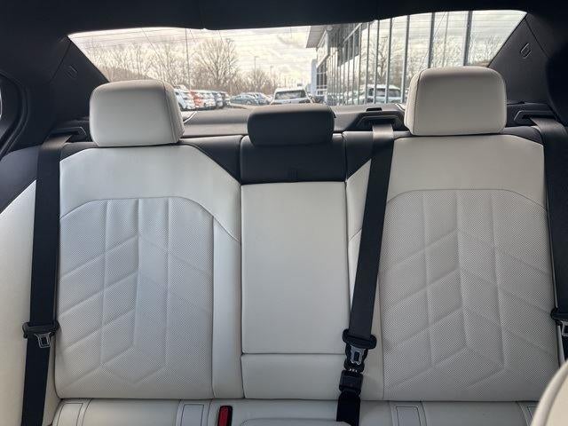 2025 BMW 5 Series 530i xDrive