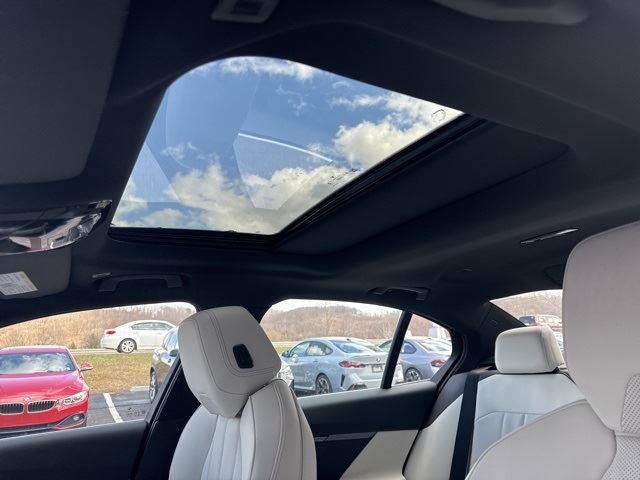2025 BMW 5 Series 530i xDrive