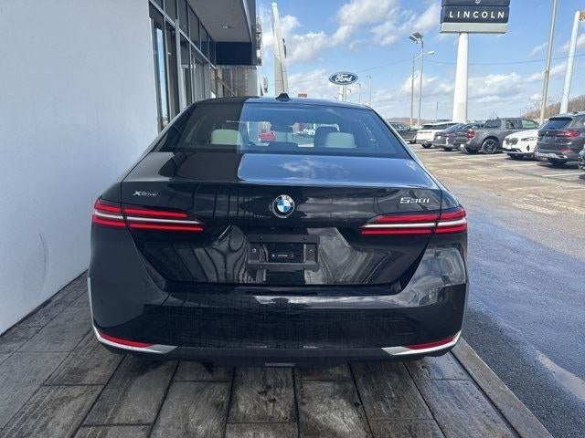 2025 BMW 5 Series 530i xDrive