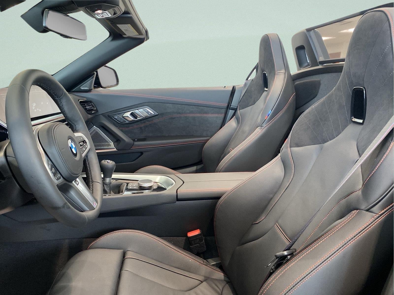 2026 BMW Z4 M40i