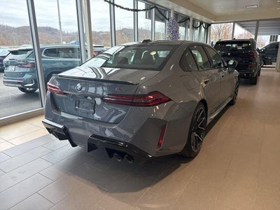 2025 BMW M5 SEDAN