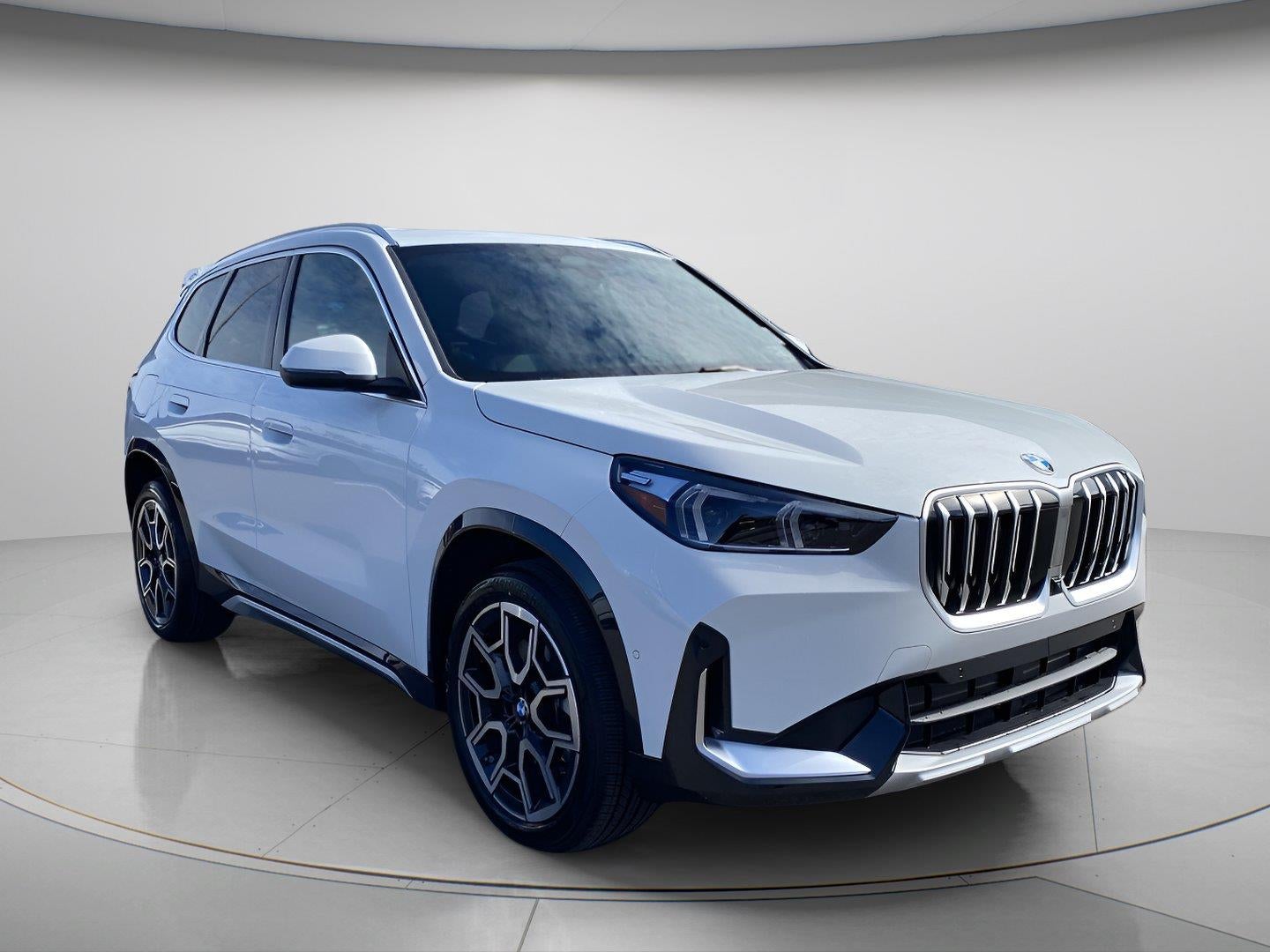 2027 BMW X1 xDrive28i