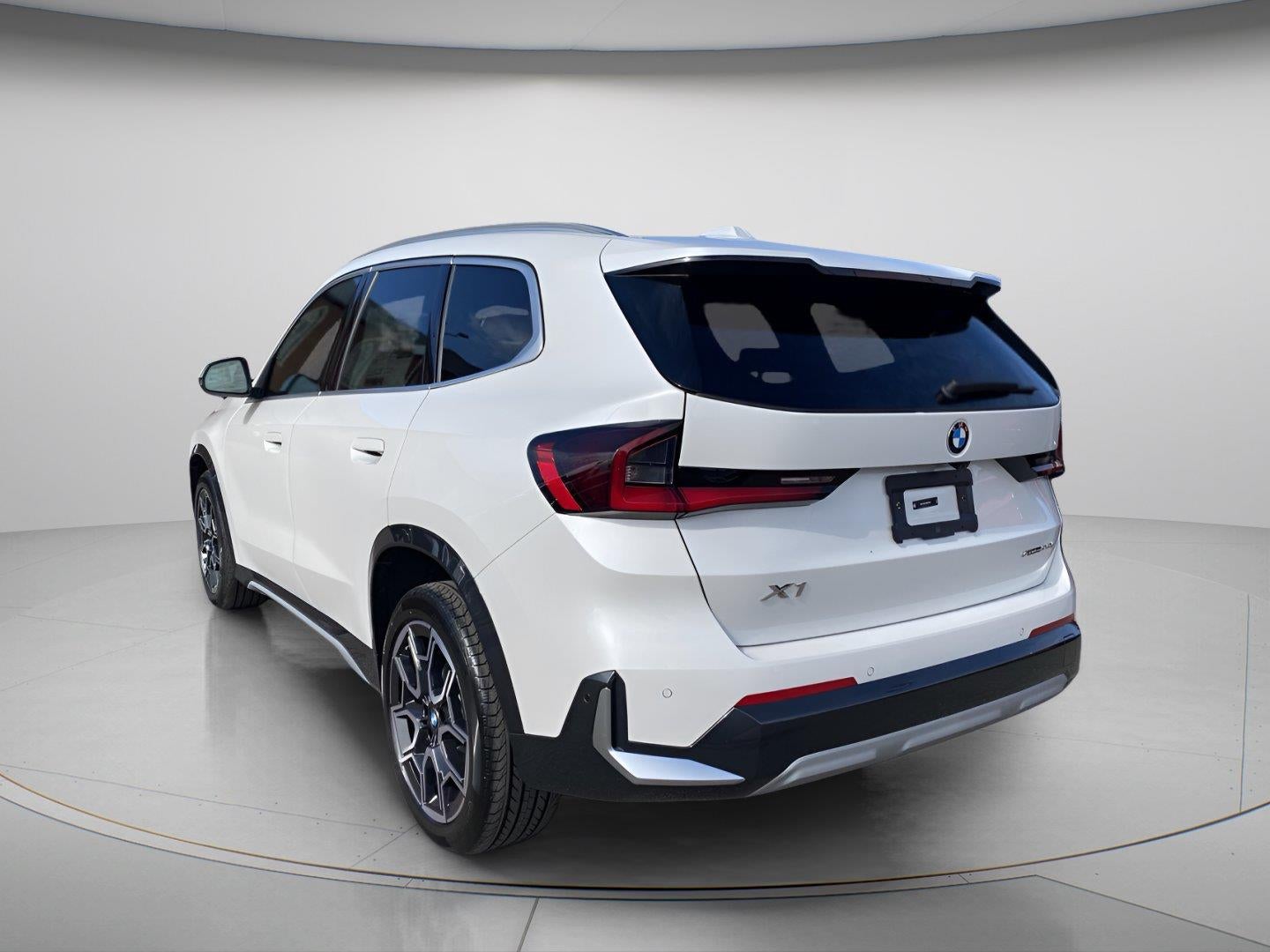 2027 BMW X1 xDrive28i