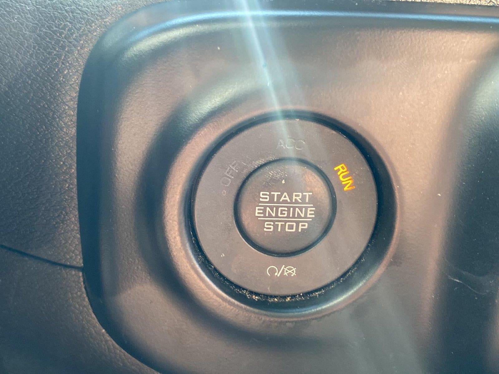 2022 Jeep Wrangler Unlimited Sahara Altitude