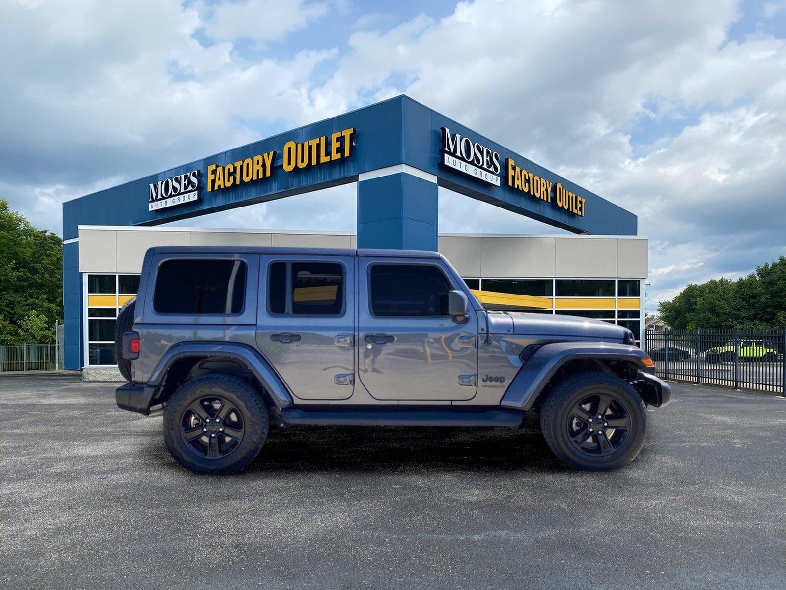 2022 Jeep Wrangler Unlimited Sahara Altitude