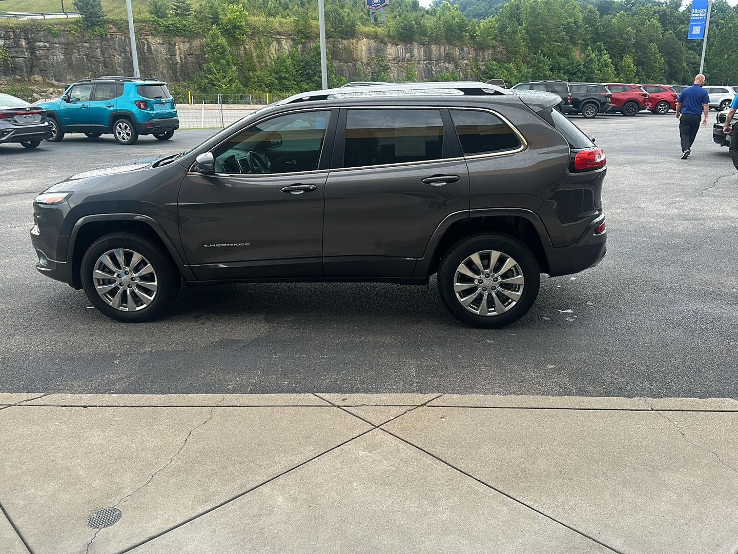 2018 Jeep Cherokee Overland