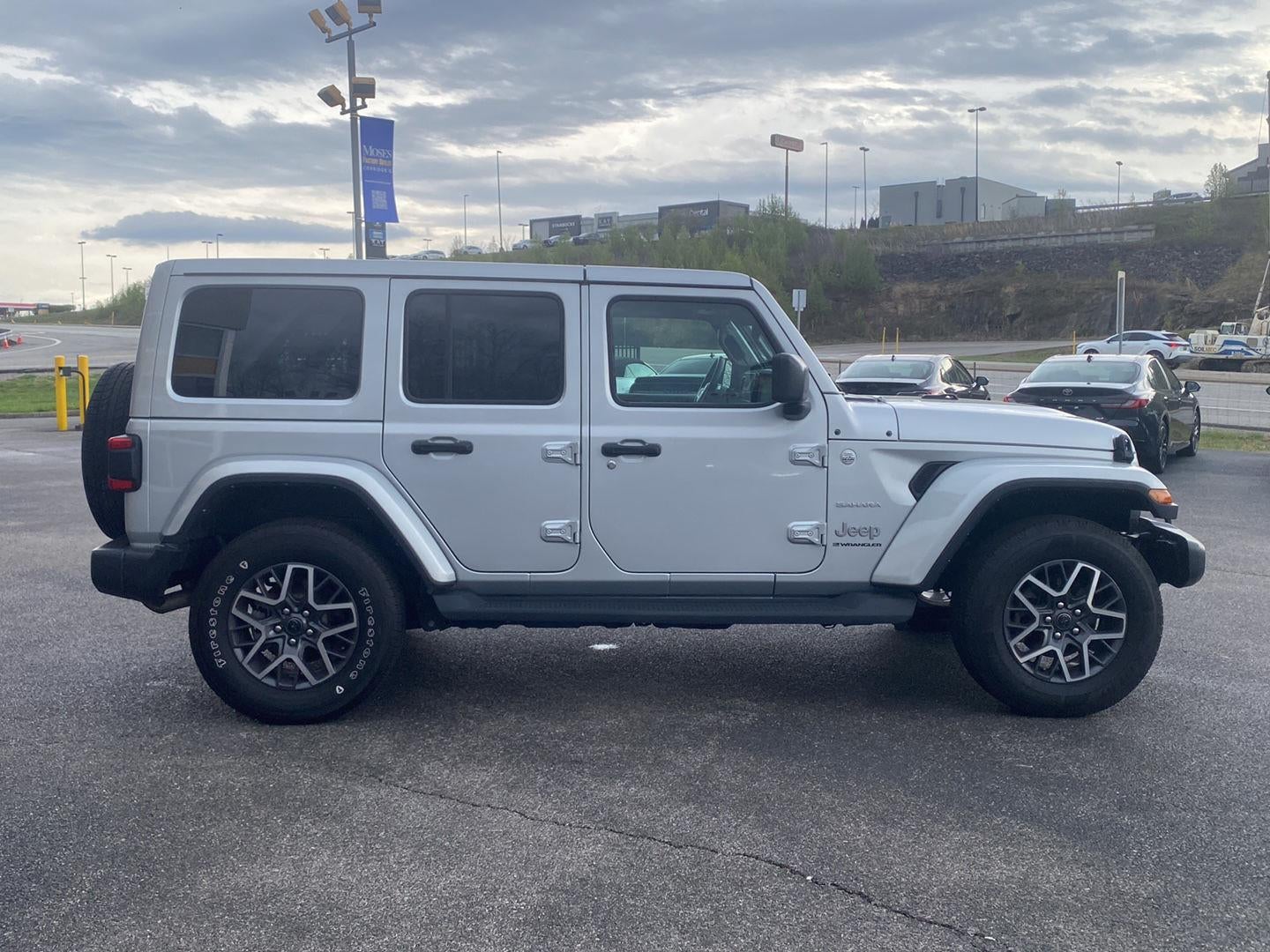 2024 Jeep Wrangler Sahara