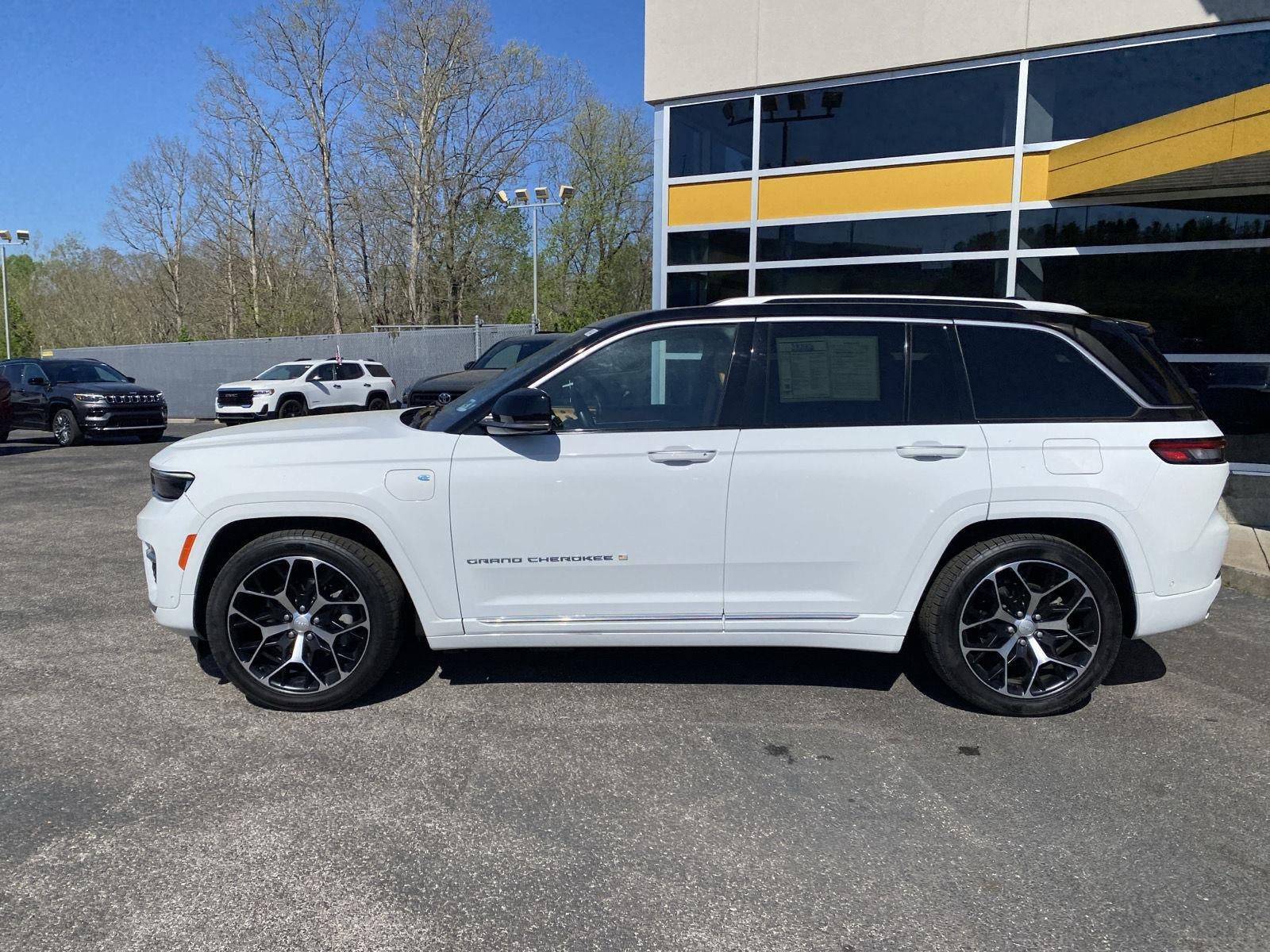 2022 Jeep Grand Cherokee 4xe Summit Reserve