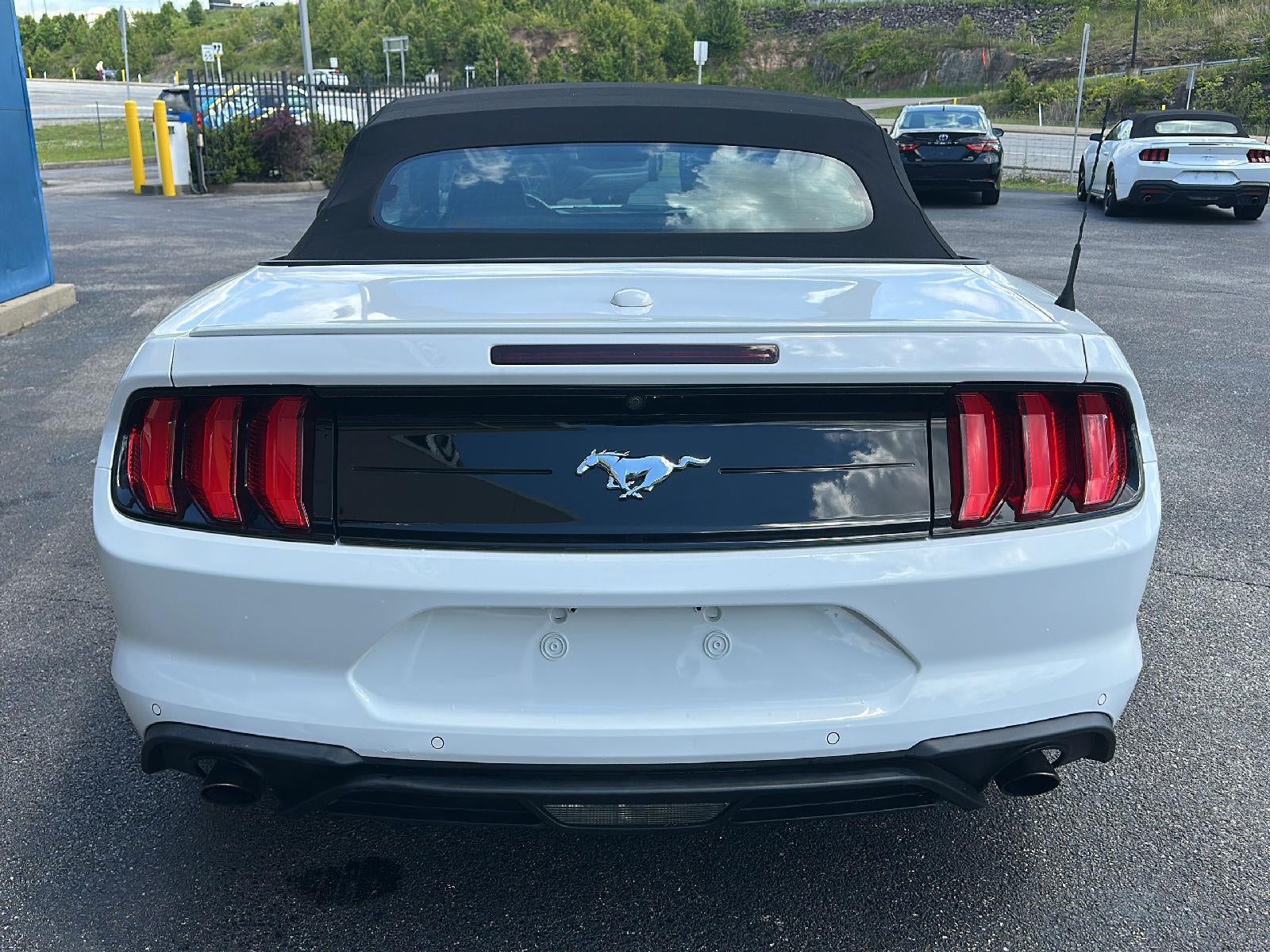 2022 Ford Mustang EcoBoost Premium