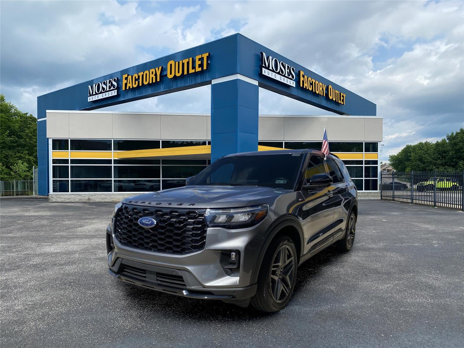 2025 Ford Explorer ST-Line