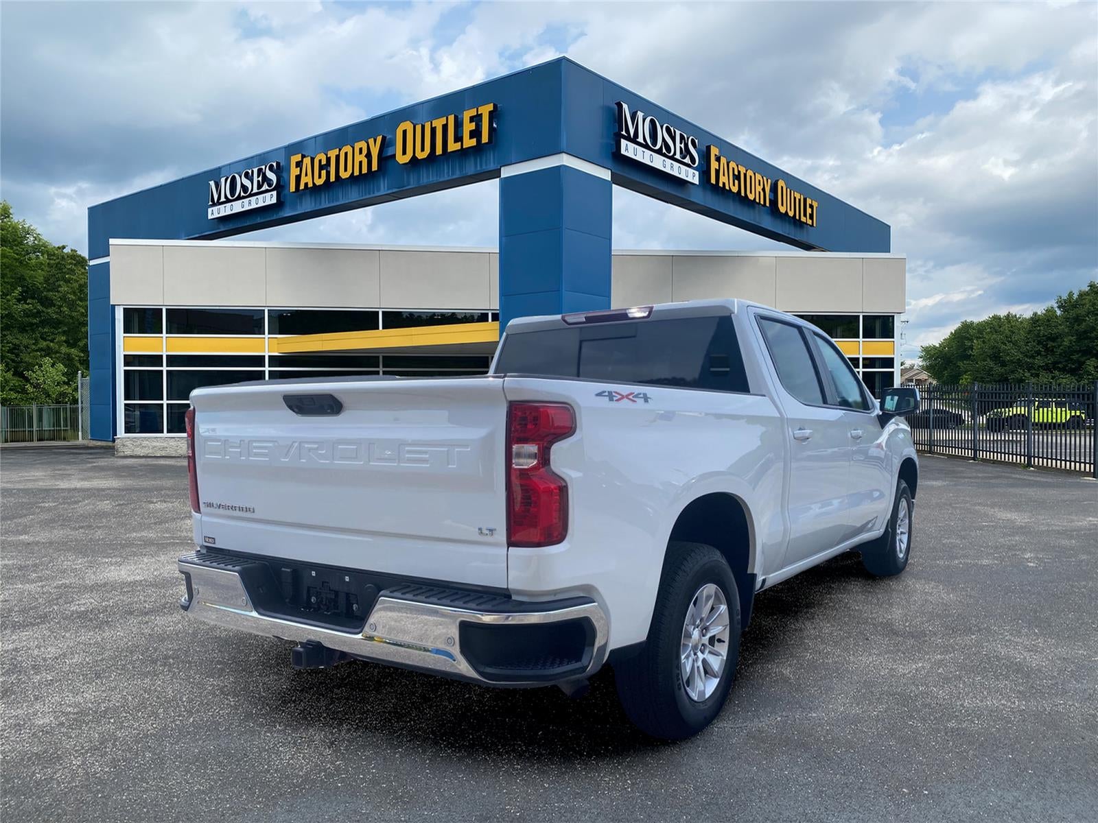 2023 Chevrolet Silverado 1500 LT