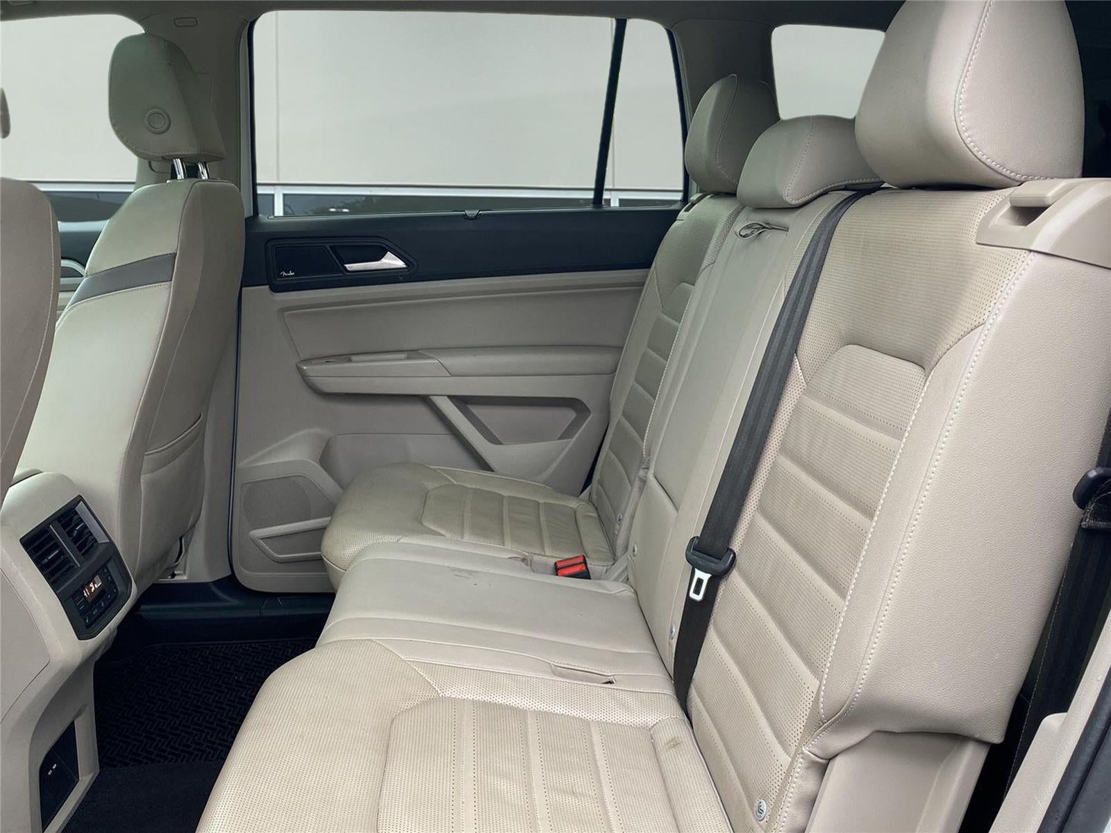 2021 Volkswagen Atlas 3.6L V6 SEL Premium