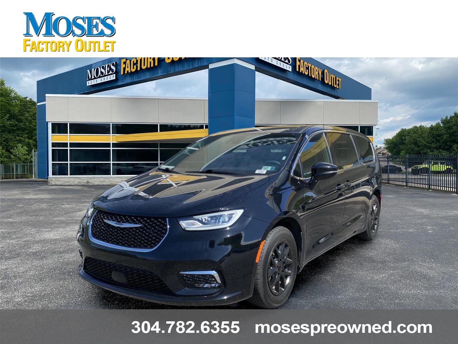2025 Chrysler Pacifica Select