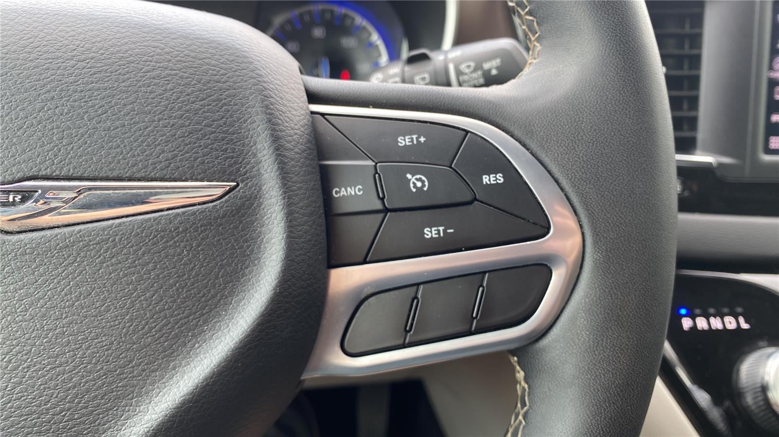 2024 Chrysler Voyager LX