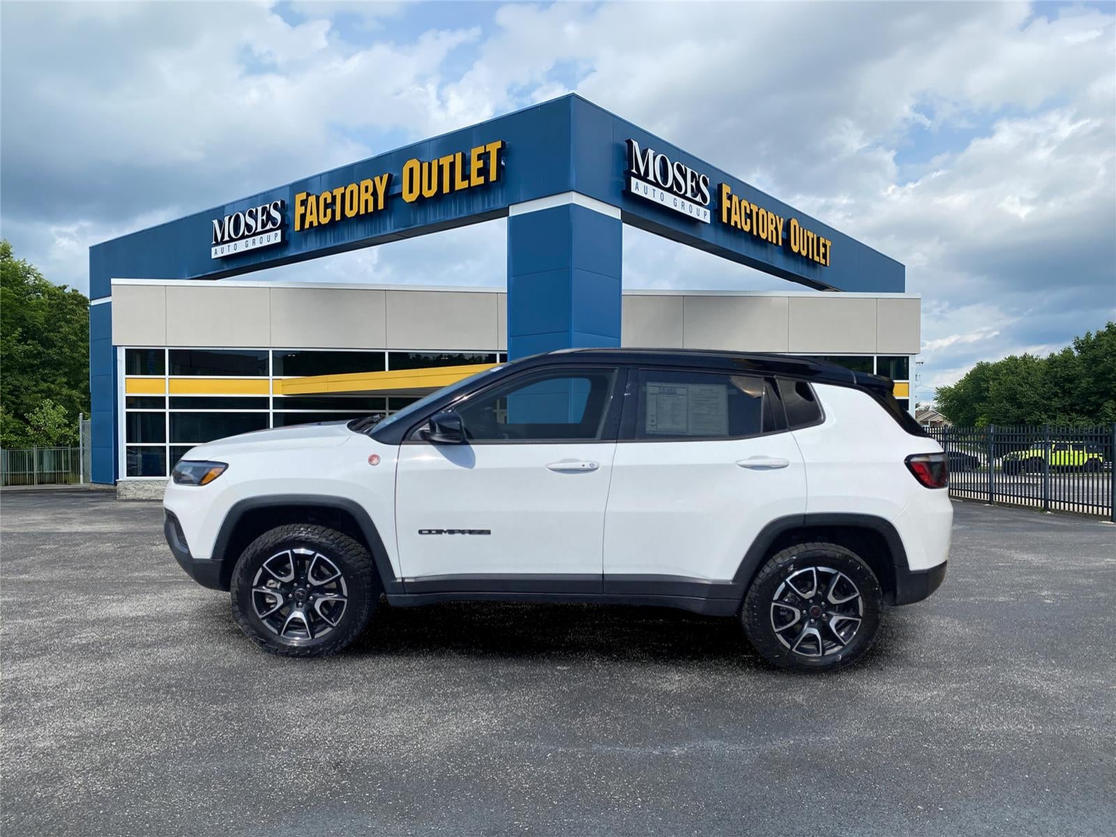 2025 Jeep Compass Trailhawk