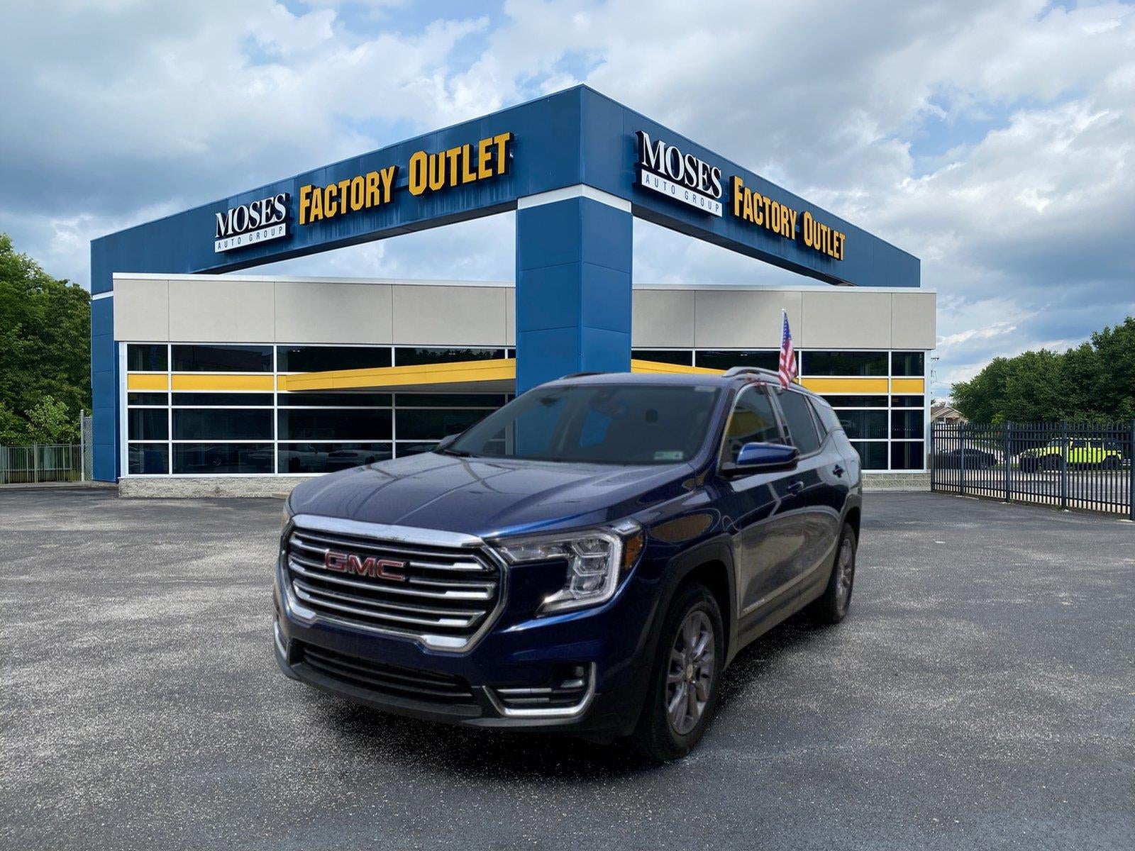2023 GMC Terrain SLT