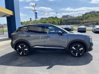 2025 Nissan Kicks SR